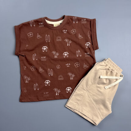 ست تیشرت و شلوارک نخ پنبه برند هورس طرح دریای قهوه ایی